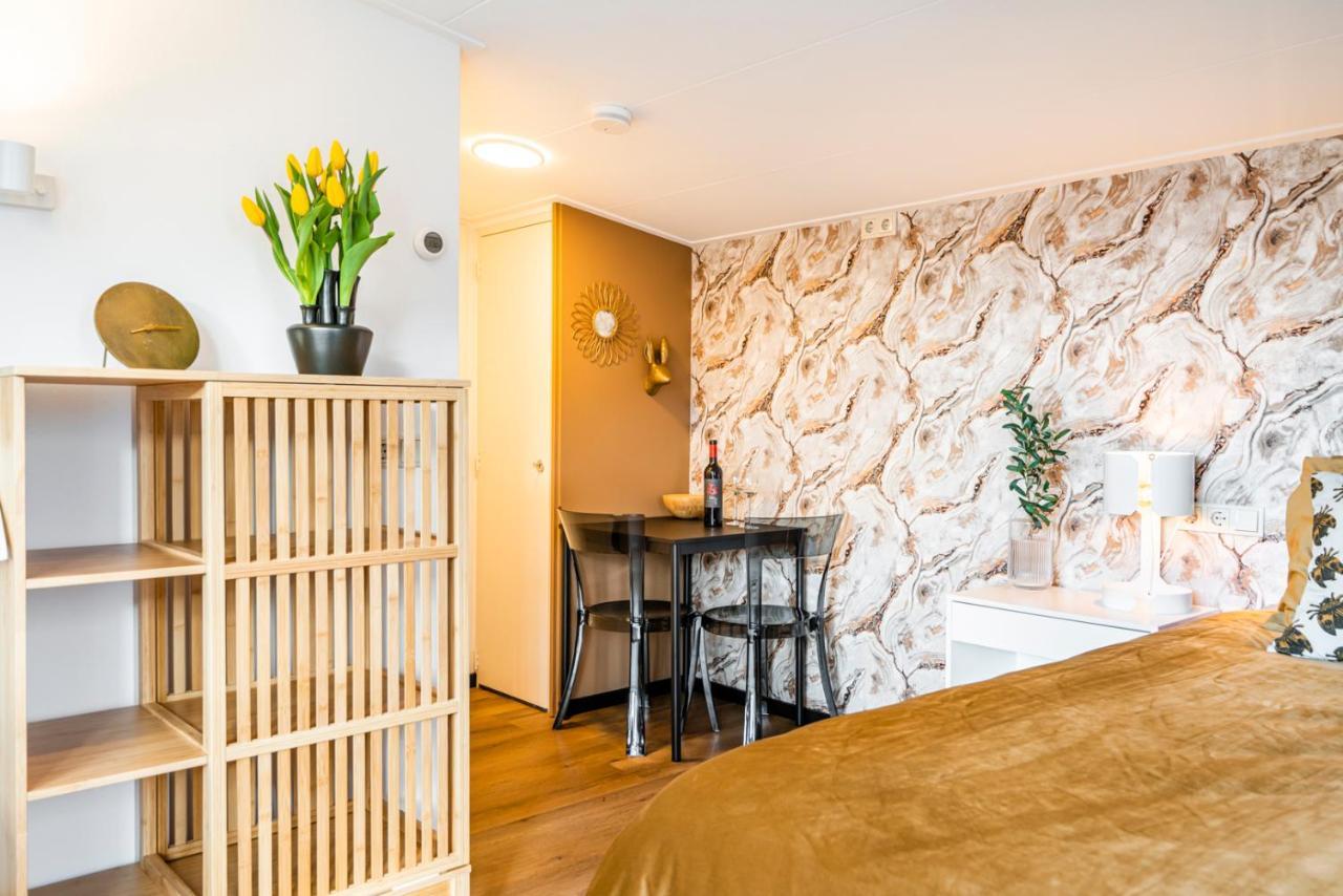 Charley'S Wellness Suite Westkapelle Esterno foto