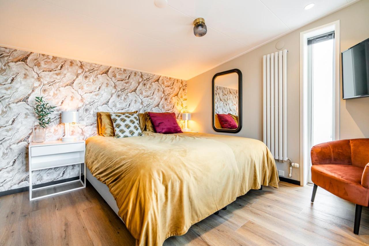 Charley'S Wellness Suite Westkapelle Esterno foto