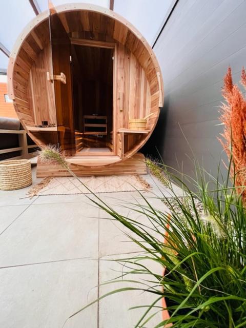Charley'S Wellness Suite Westkapelle Esterno foto